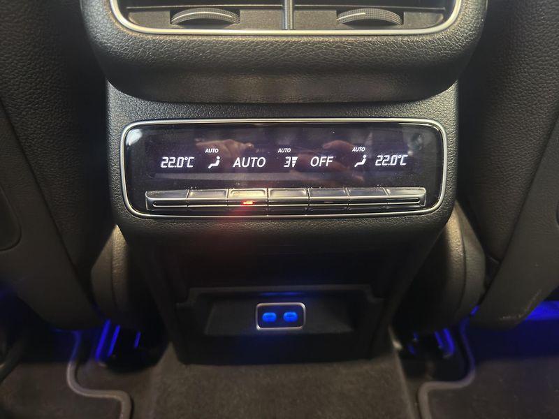 Mercedes-Benz GLE (2025) 450 d 4MATIC AMG - fotka 24 z 26