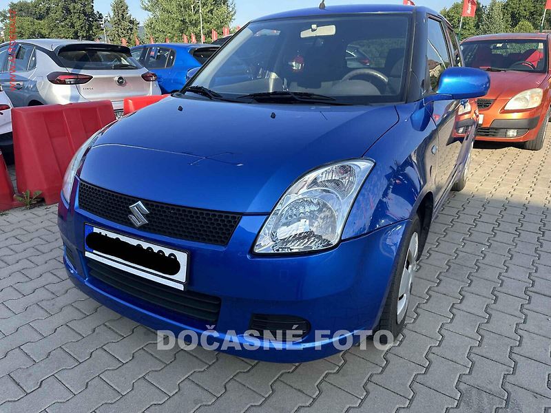 Suzuki Swift (2006) 1.3i, AC, STK7/28 - fotka 1 z 3