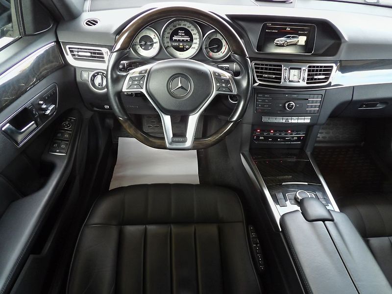 Mercedes-Benz Třídy E 350d 4Matic Airmatic TZ 360° - fotka 7 z 37