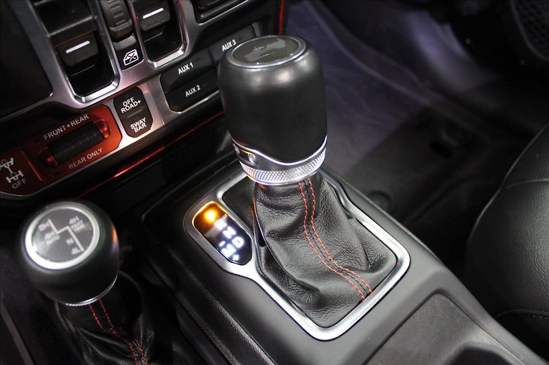 Jeep Wrangler 2,0 T Unlimited Rubicon CZ - fotka 22 z 30