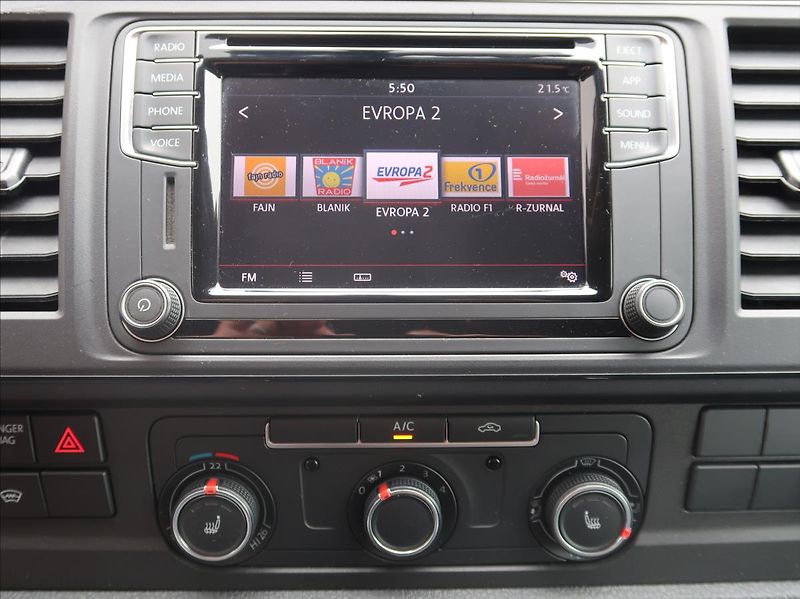 Volkswagen Transporter 2,0 TDi,110kW,1majČR,L2,dílna - fotka 14 z 27