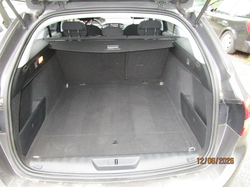 Peugeot 308 (2019) 1,5 HDi SW  - fotka 30 z 30