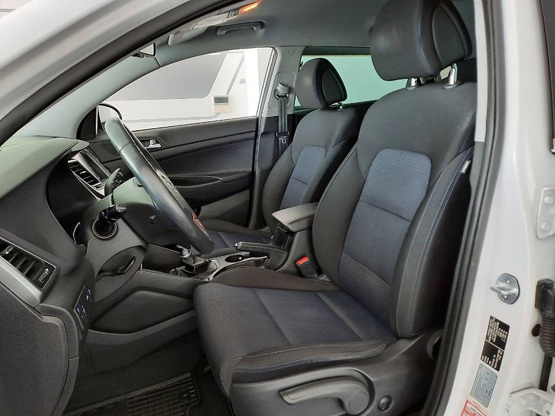 Hyundai Tucson (2017) 1.6 T-GDI (130kW/177k) - fotka 7 z 23