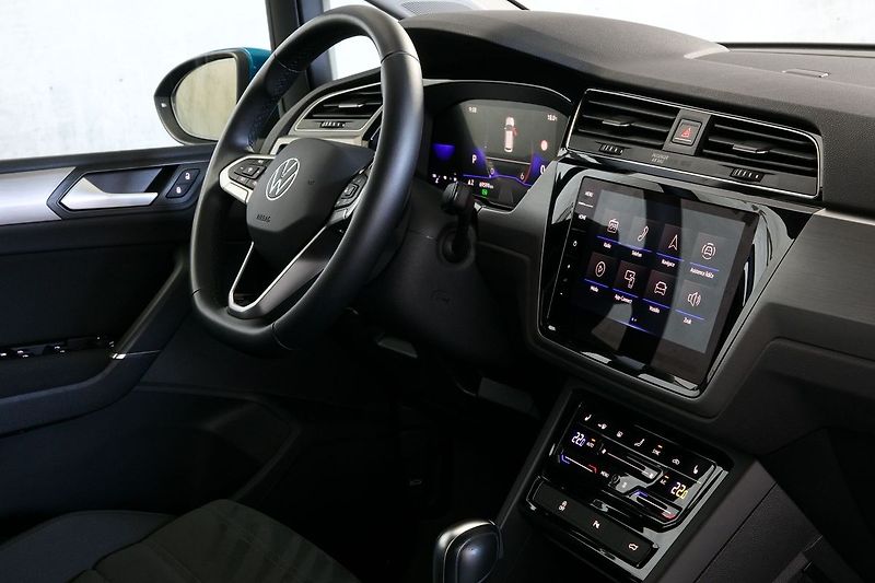 Volkswagen Touran 2.0TDI 110kW DSG Webasto IQ TZ - fotka 14 z 34