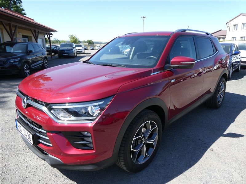 SsangYong Korando 1,5 1.5T-GDI,Style,4x4,automat - fotka 3 z 42