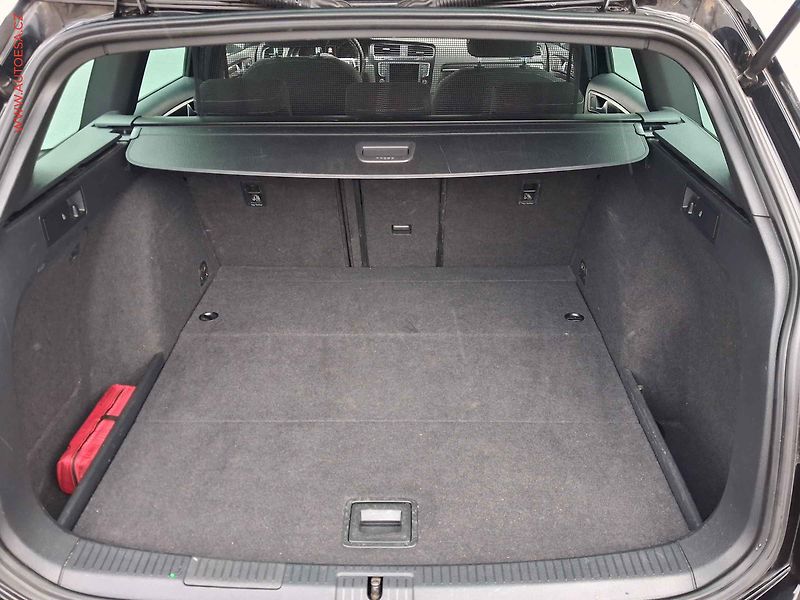 Volkswagen Golf (2015) 2.0 TDi, GTD, bixenon - fotka 7 z 18