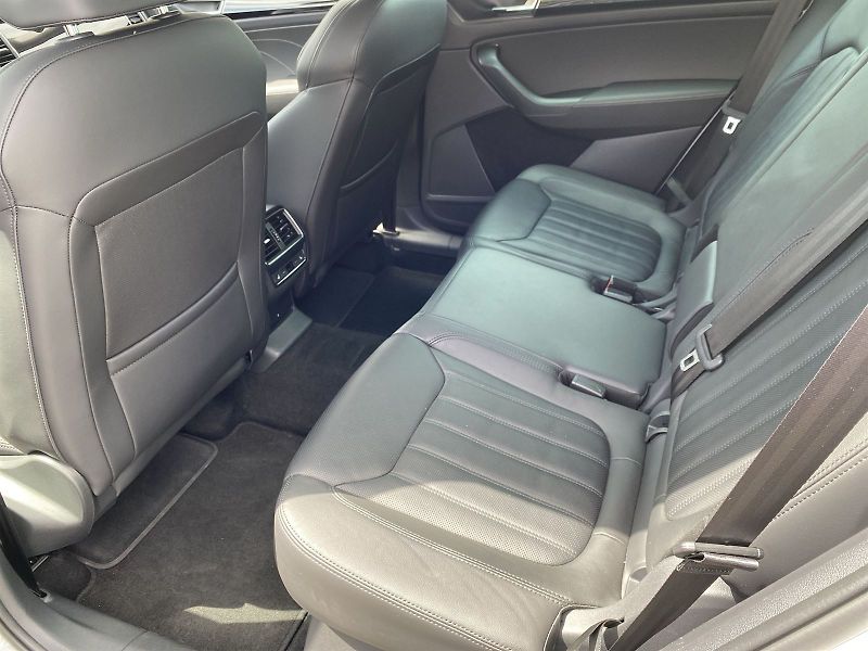 Škoda Kodiaq (2023) 2.0 TDI 4x4 DSG L&K - fotka 7 z 38