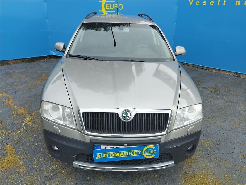Škoda Octavia 2,0 TDi 103KW Scout 4X4 - fotka 2 z 20