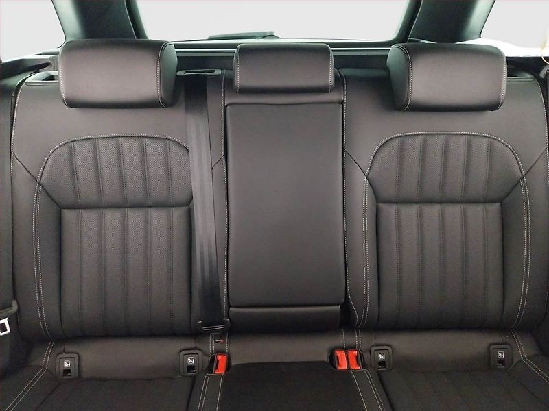 Škoda Superb (2023) Laurin&Klement 2.0 TDI - fotka 10 z 22