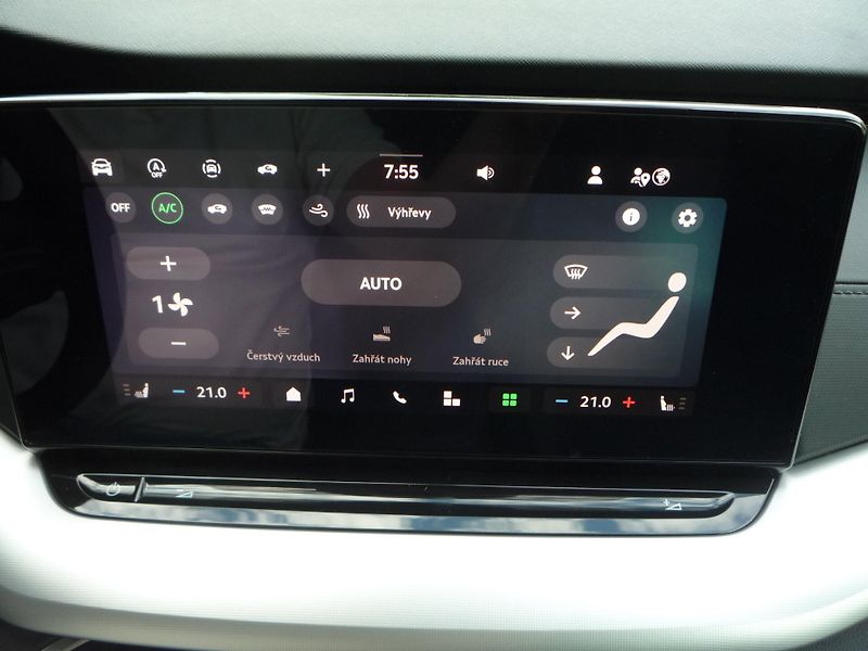 Škoda Octavia (2025) Combi 1,5TSi 85kW Selection - fotka 16 z 25