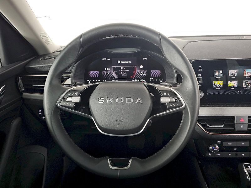Škoda Kamiq (2025) 1.0TSI 85KW DSG TOP SELECTION - fotka 8 z 32