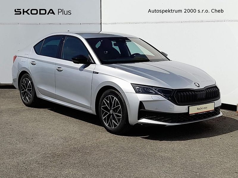 Škoda Octavia Sportline M-HEV 1.5 TSI 110kW - fotka 6 z 20