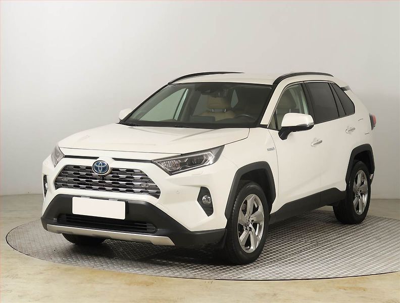 Toyota RAV4 (2019) 2.5 Hybrid - fotka 2 z 28