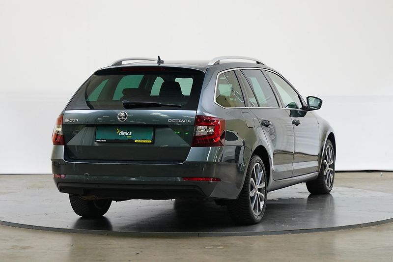 Škoda Octavia - fotka 2 z 28