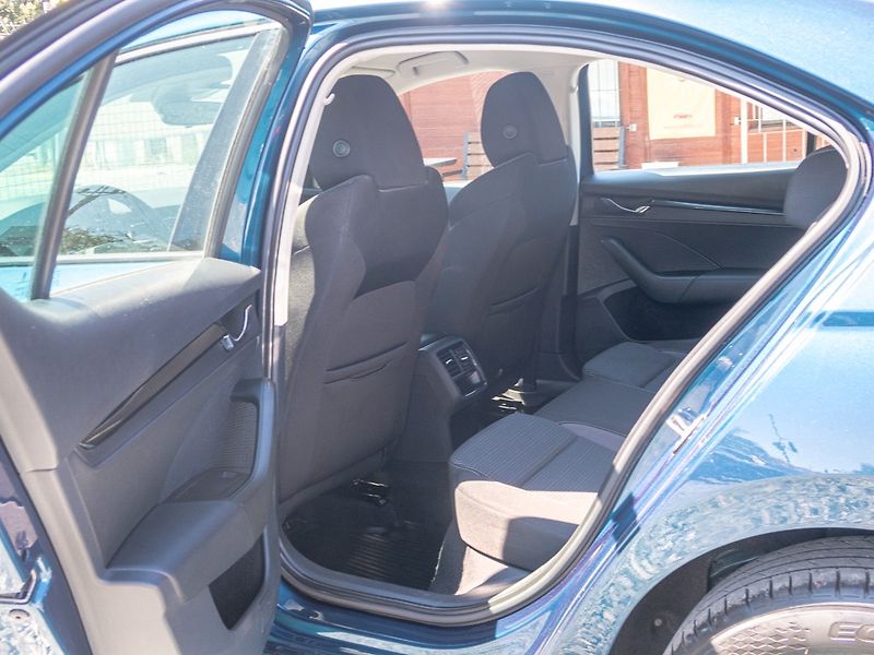 Škoda Octavia (2023) ČR 2.0TDI 81KW DSG LED - fotka 39 z 49