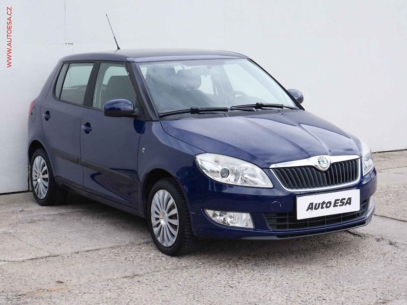 Škoda Fabia (2011) 1.6 TDi, AC, tažné - fotografie inzerátu
