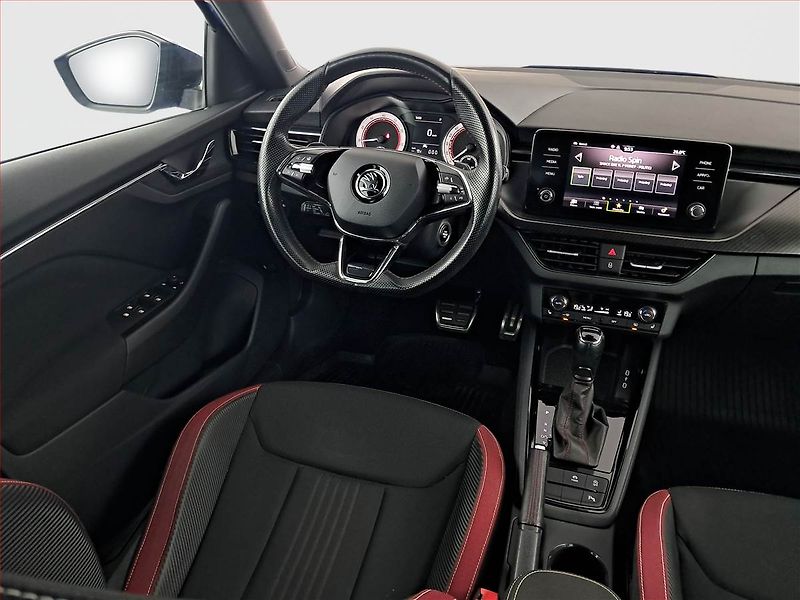 Škoda Kamiq (2020) 1.5 TSI - fotka 7 z 17