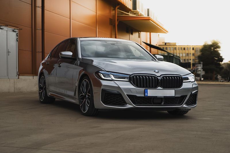 BMW Řada 5 (2020) M550i xdrive - fotografie inzerátu