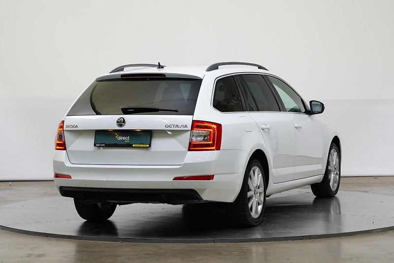 Škoda Octavia - fotka 2 z 25