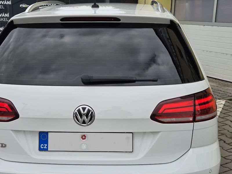 Volkswagen Golf 2,0GTD 135kW DSG, DPH, SERVIS  - fotka 51 z 51