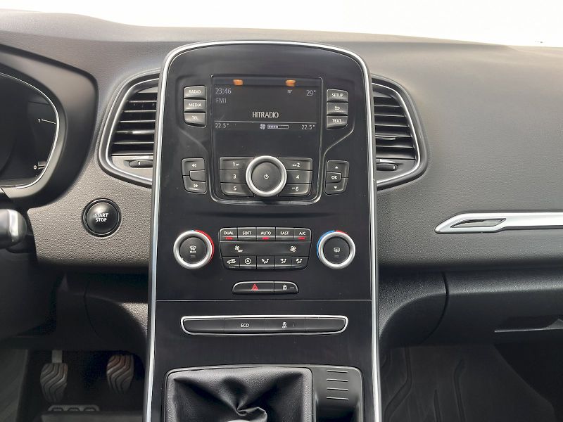 Renault Grand Scénic (2018) 1,3TCe 103KW Zen *REZERVACE - fotka 20 z 21