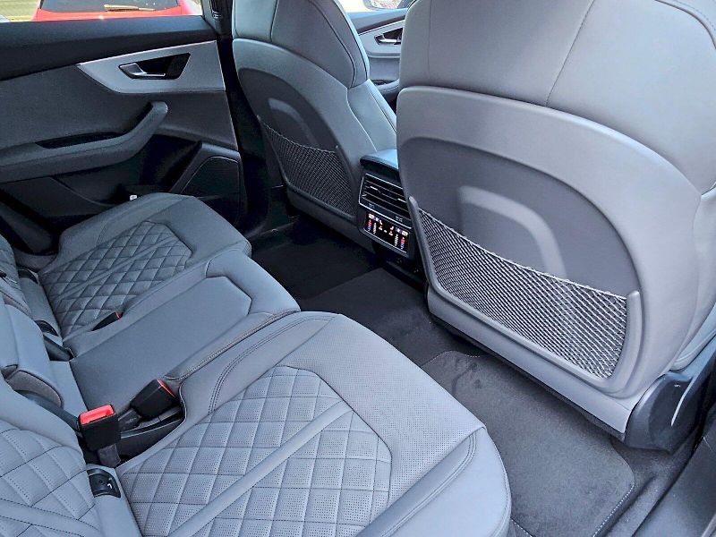 Audi Q8 (2025) 50 TDI 210kW quattro - fotka 16 z 29