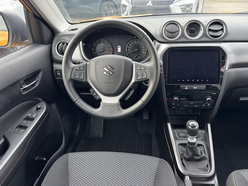 Suzuki Vitara 1.4 BoosterJet PREMIUM  - fotka 7 z 15
