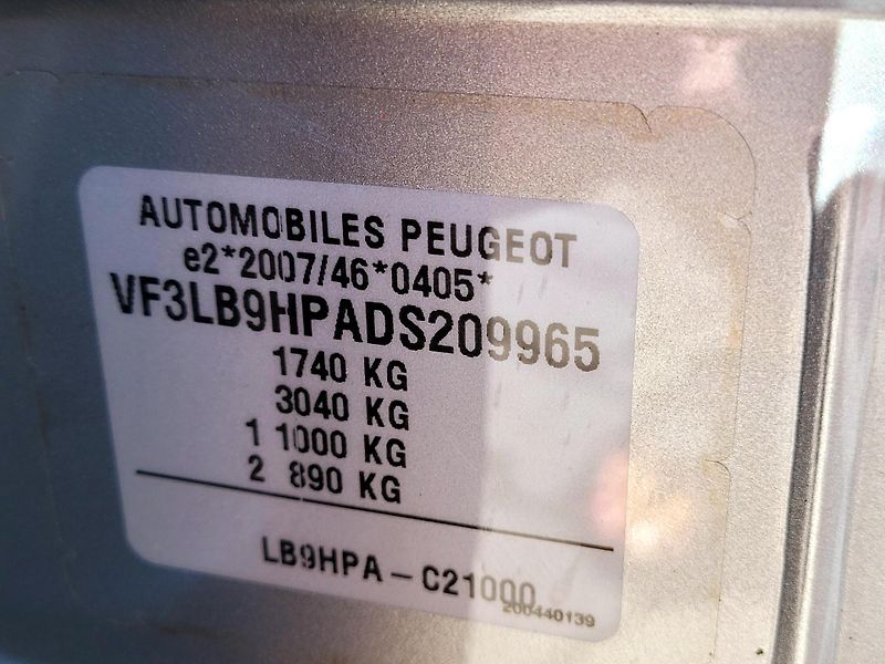 Peugeot 308 HDi DIGIKLIMA,MÁLO NAJETO    - fotka 5 z 47
