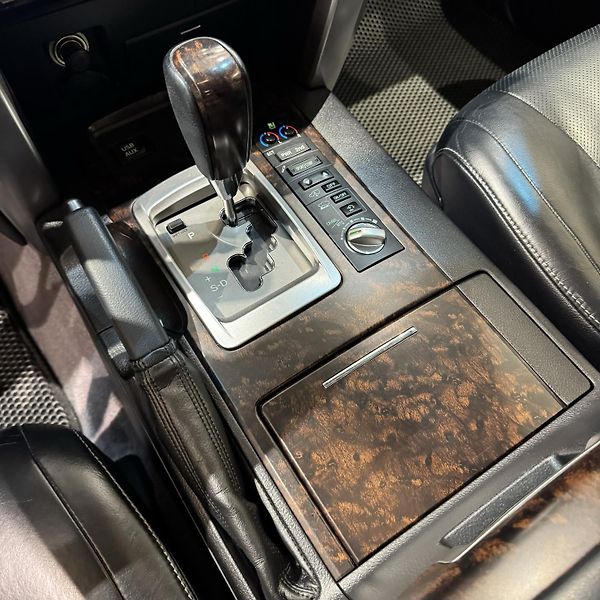 Toyota Land Cruiser (2013) - fotka 19 z 33