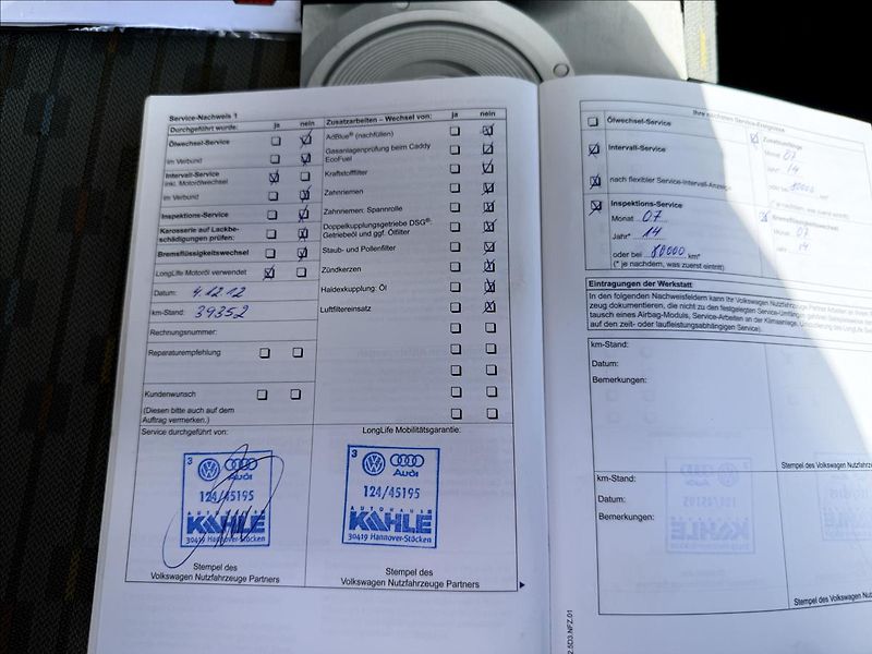 Volkswagen Transporter 2,0 TDi  6 Míst - fotka 22 z 24