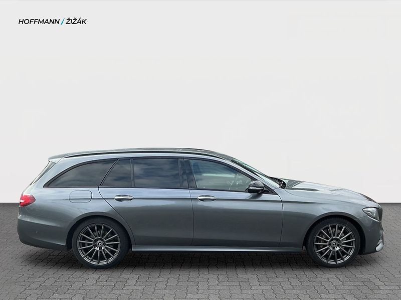 Mercedes-Benz Třídy E 350 d AVANTGARDE 4MATIC - fotka 4 z 25