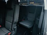 Volkswagen Touran 1.6TDI AUT SERVISKA 7MÍST LED  - náhled 30