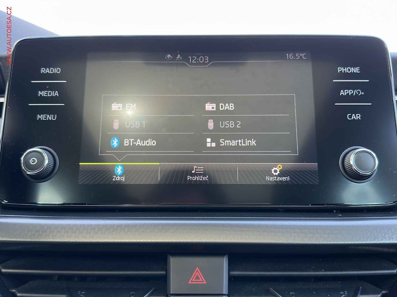 Škoda Scala (2020) 1.5TSi, 2.maj,ČR, LED, panor - fotka 16 z 26
