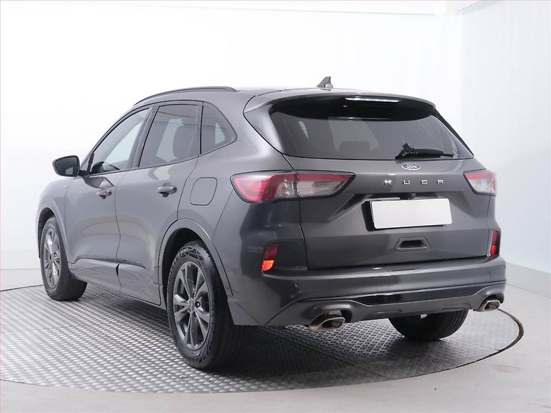 Ford Kuga (2023) ST-Line 1.5 EcoBoost - fotka 4 z 25
