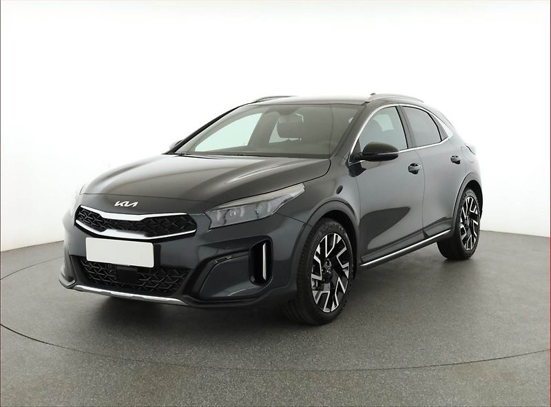 Kia XCeed (2026) Steel Edition 1.6 T-GDI - fotka 2 z 19