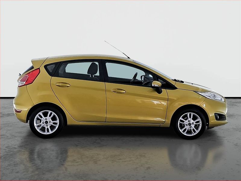 Ford Fiesta (2015) 1.0 i, Park. senzory - fotka 6 z 17
