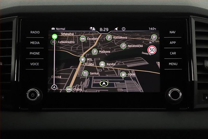 Škoda Karoq (2025) 1.5 TSI, SPORTLINE, AUTOMAT - fotka 15 z 21