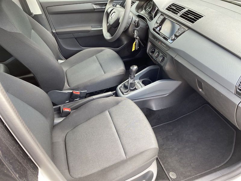 Škoda Fabia (2022) Combi 1.0 TSI Active - fotka 9 z 29