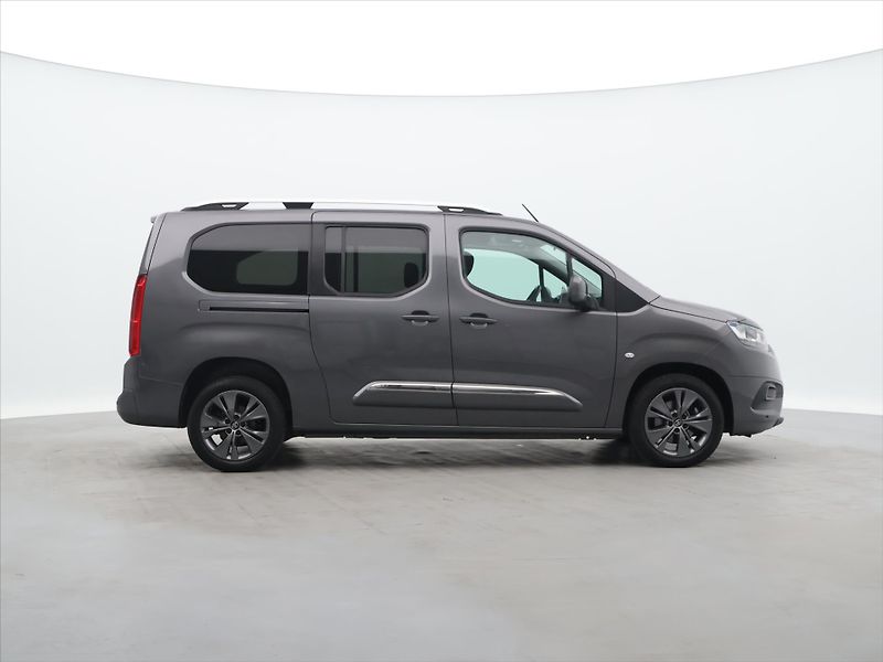 Toyota ProAce City Verso 1,5 D-4D 96kW Family L2 CZ - fotka 8 z 31