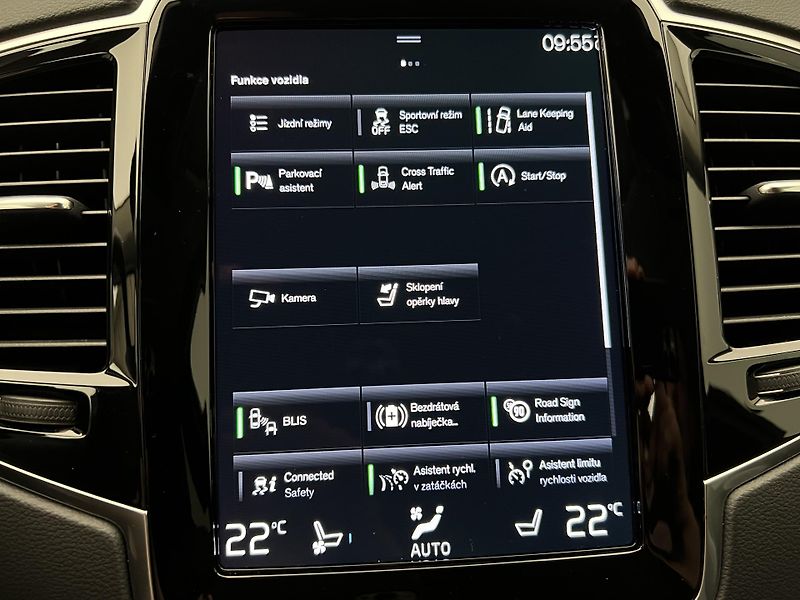 Volvo XC90 B5 AWD INSCRIPTION AUT 1. maj. - fotka 29 z 47
