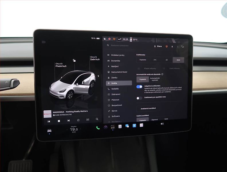 Tesla Model Y (2022) Long Range AWD 79kWh, SoH 91% - fotka 22 z 33