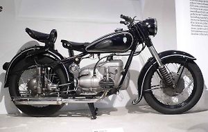 Motocykl IFA BK 350 byl vnímán jako zajímavý konkurent československé Jawy 350. Dovážel se k nám, ale jen v malém množství.