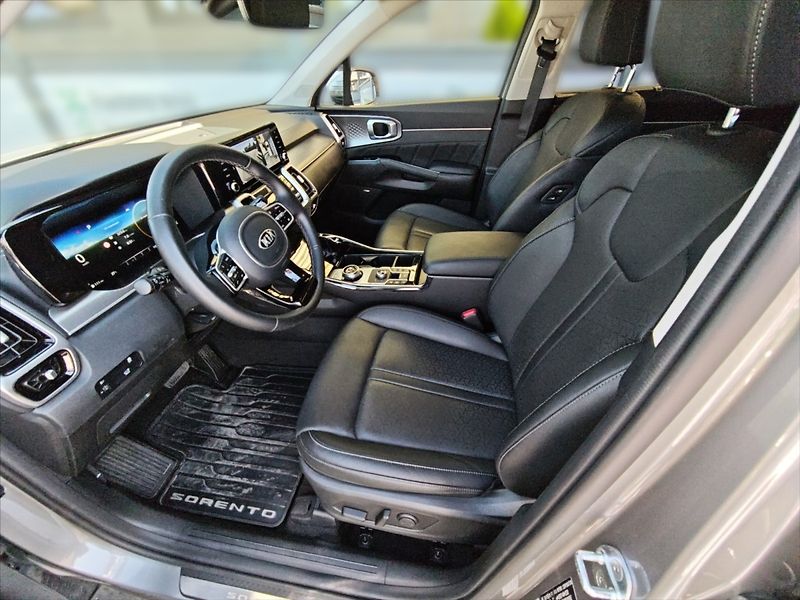 Kia Sorento 2,2 CRDi 148 Premium 4x4 AT - fotka 6 z 11