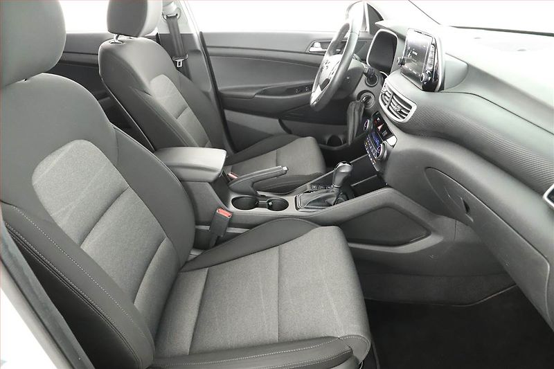 Hyundai Tucson (2018) 1.6 T-GDI, Automat, Navi - fotka 7 z 19