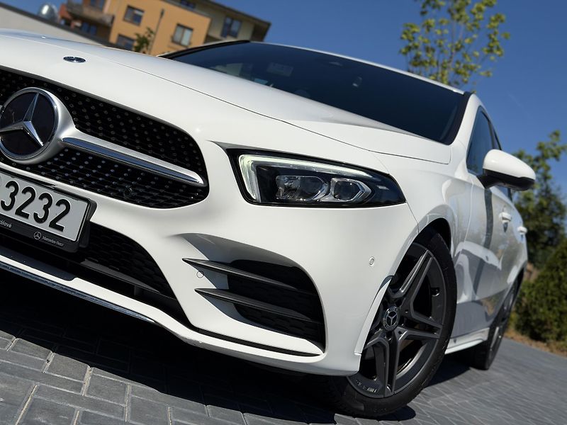 Mercedes-Benz Třídy A (2019) 180d / AMG line / automat - fotka 8 z 24