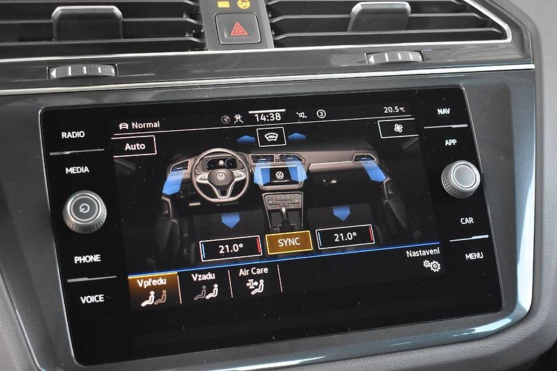 Volkswagen Tiguan (2024) 2.0TDI 110kW DSG, 4x4,Tažné - fotka 21 z 28