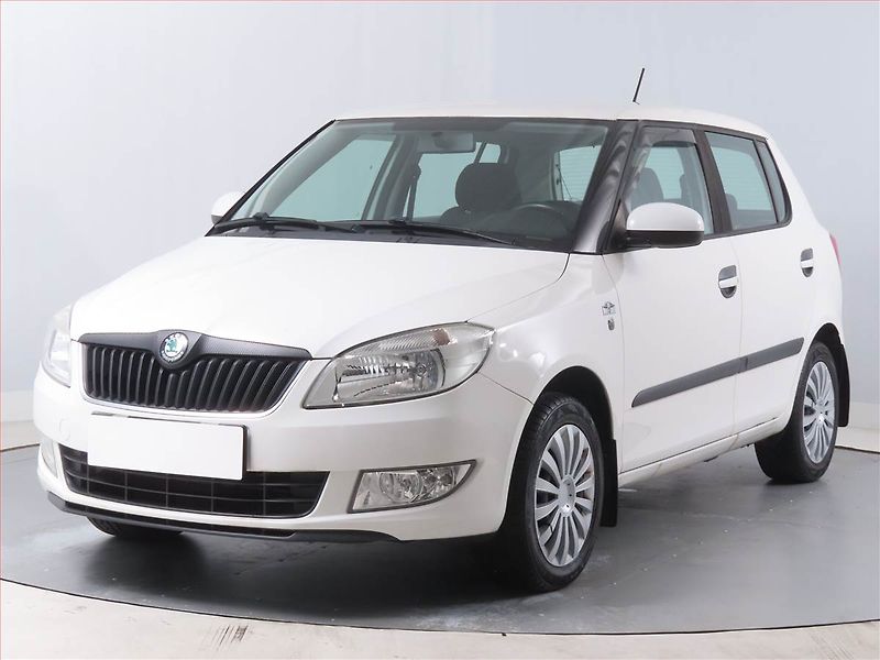 Škoda Fabia (2011) 1.2 TSI - fotka 2 z 14