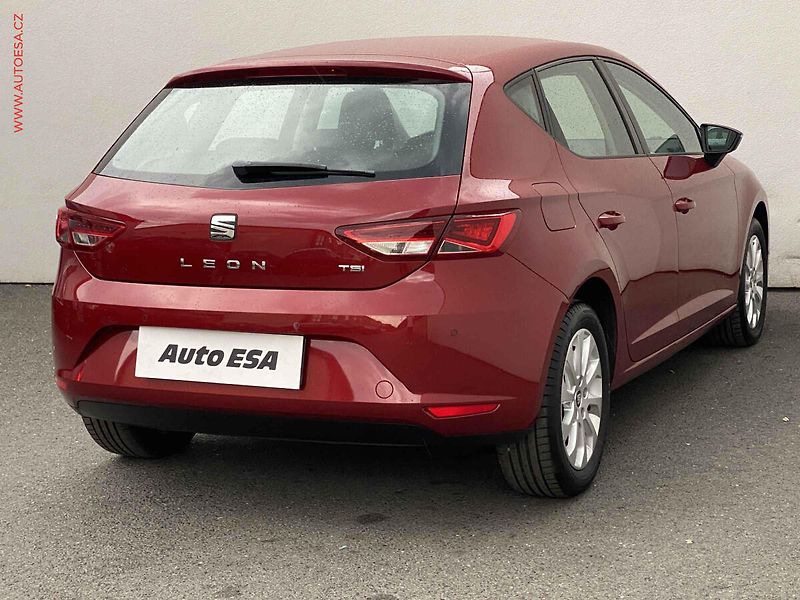 Seat Leon (2014) 1.2 TSi, Style, LED, navi - fotka 4 z 17