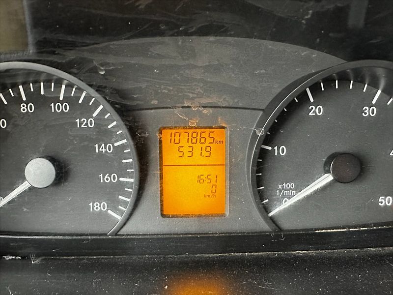 Mercedes-Benz Sprinter 2,1 516cdi 4X4 HMOTNOST 5t - fotka 22 z 34