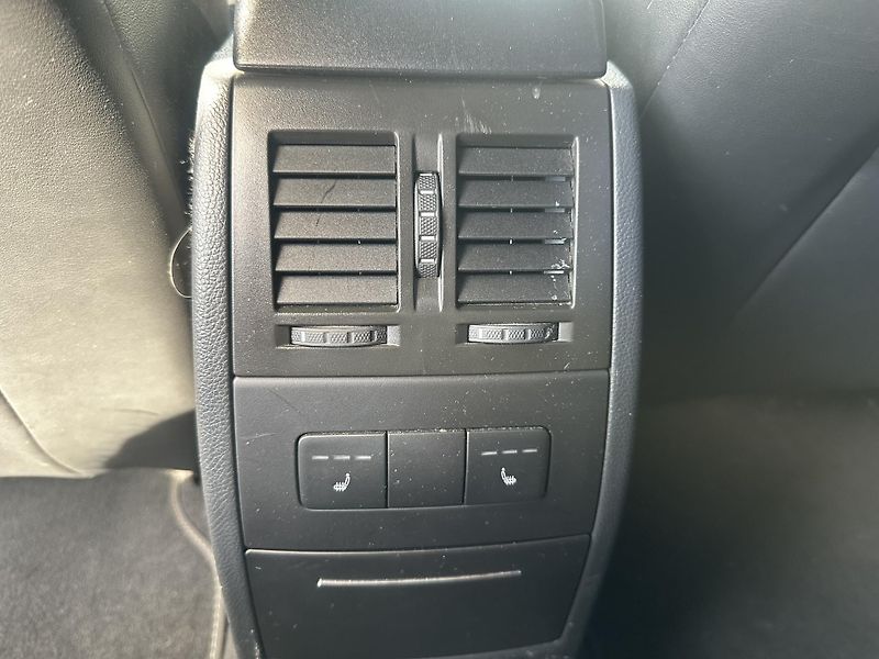 Škoda Octavia (2013) 2.0TDI RS ser.knížka - fotka 18 z 33